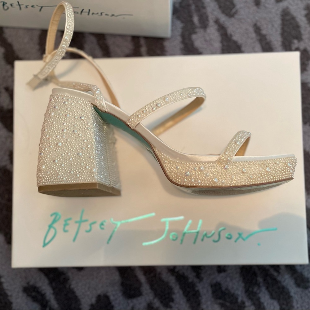 Betsy Johnson Denni Healed Sandal